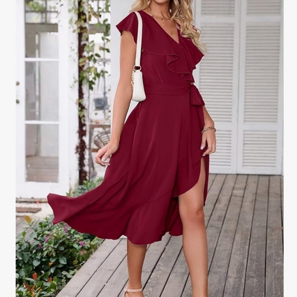 Ruffle Dress with belt - Picture 4 of 6